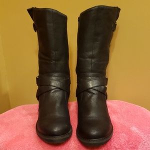 Baretraps Womans Boots